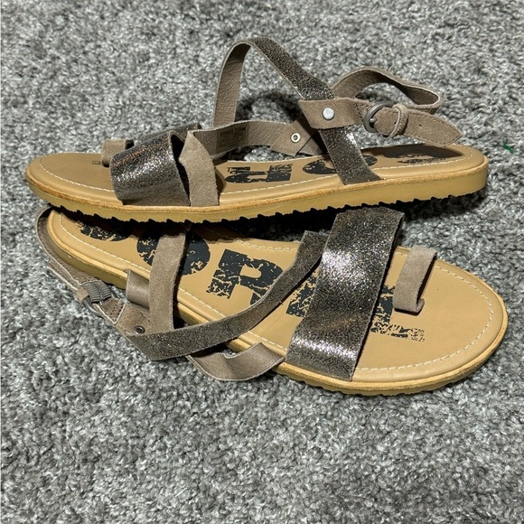 Sorel Women's Ella Criss Cross Leather Casual Sandal Size 10.5 - Picture 5 of 5